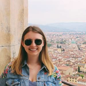 Meet your Posher, Kira